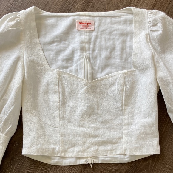 Gorgeous white top - Picture 5 of 10